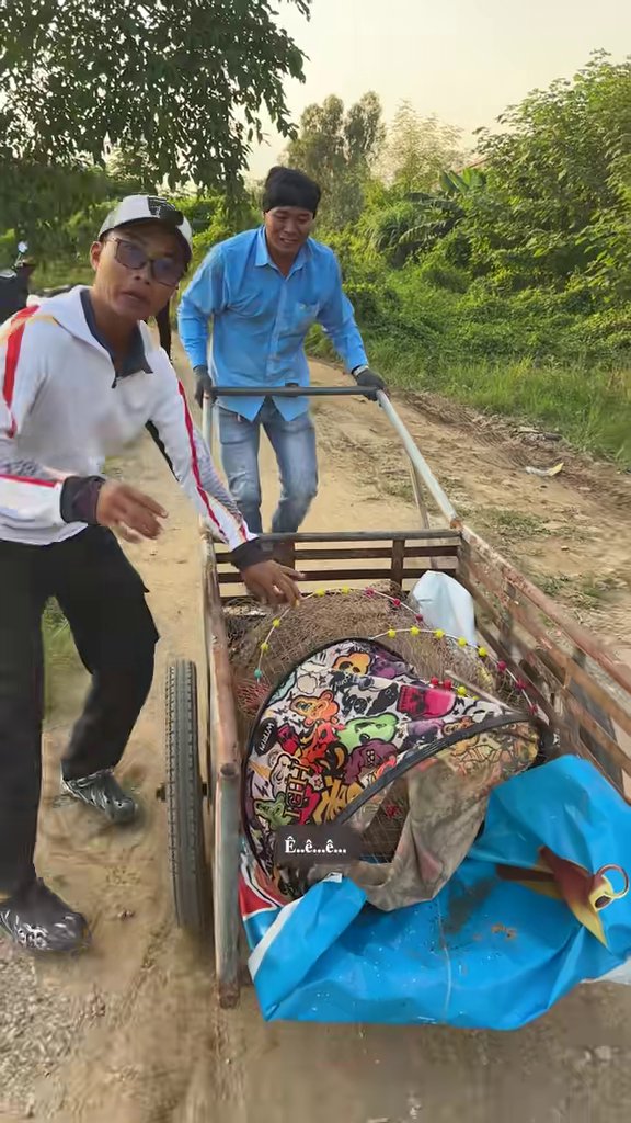 Hồ Lương Bằng 93 (Gia Lâm) sale vé: Cao Thiện vỡ đầm 8 con chép to bằng mồi ốc