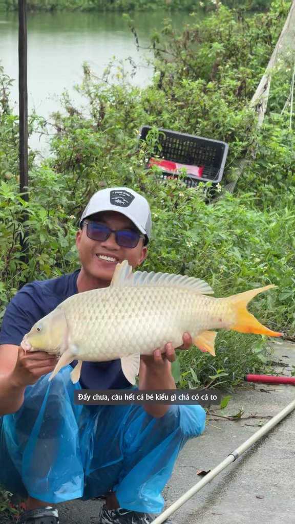 Cao Thiện chơi lớn bao hồ Bảo Uyên 5 triệu: đội mưa câu 13 con chép, 37 cân